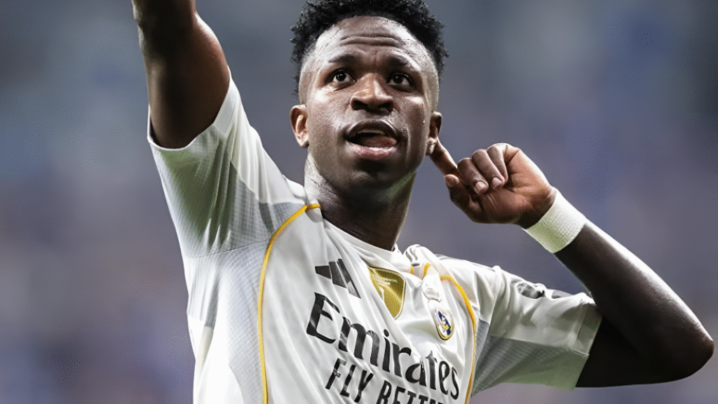 Vinícius returns to starting XI